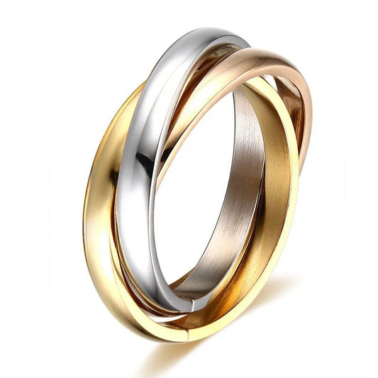 Interlocked triple ring for women