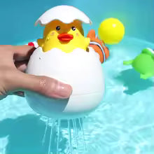 Kids water spraying bath and swimming toy