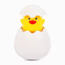 Penguin egg sprinkler toy for baby bath time